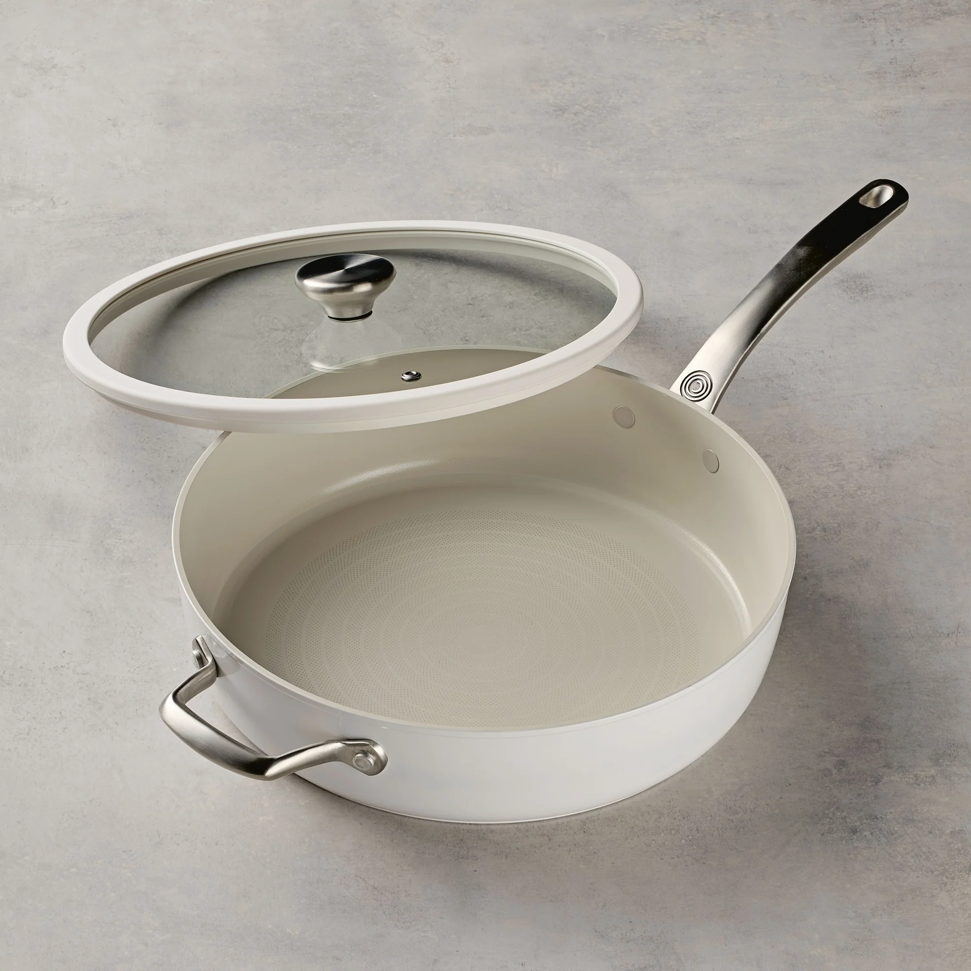 Halo LaserDefense™ Non-Stick Ceramic Sauté Pan & Lid - 4.7L - Image 2