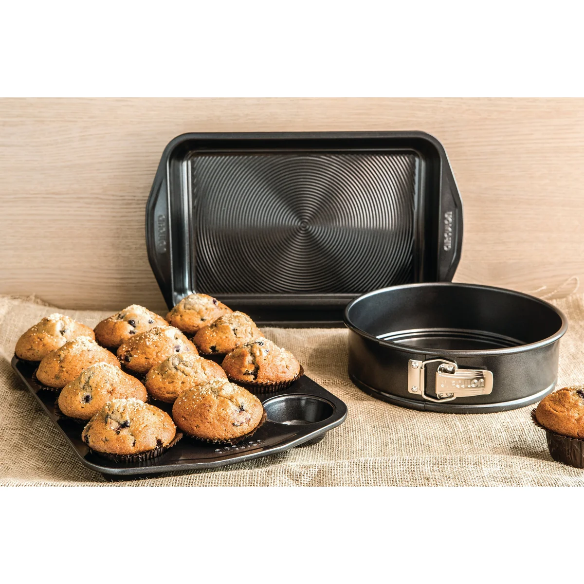 Ultimum 12 Cup Non-Stick Bun Tin - Image 5